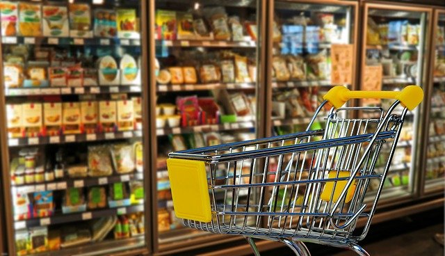 shopping-2613984_640.jpg